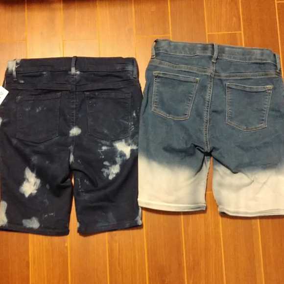 Bundle of Old Navy Shorts - Picture 3 of 3